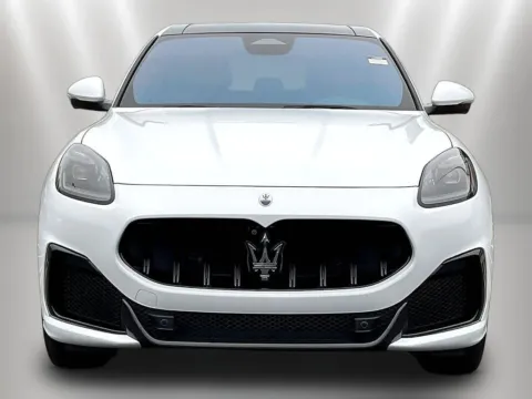 Photos of 2023 Maserati Grecale Trofeo for sale in Naperville, IL at Maserati Alfa Romeo of Naperville