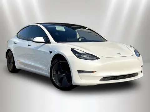 Another view of 2021 Tesla Model 3 Standard Range Plus for sale in Naperville, IL at Maserati Alfa Romeo of Naperville