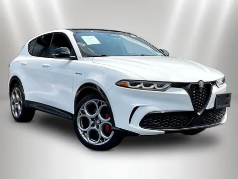 Another view of 2024 Alfa Romeo Tonale Veloce for sale in Naperville, IL at Maserati Alfa Romeo of Naperville