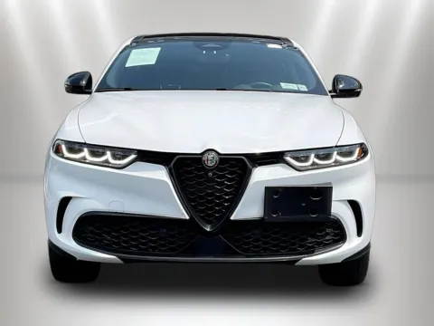 Photos of 2024 Alfa Romeo Tonale Veloce for sale in Naperville, IL at Maserati Alfa Romeo of Naperville