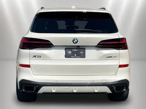 More photos of 2024 BMW X5 xDrive40i at Maserati Alfa Romeo of Naperville, IL