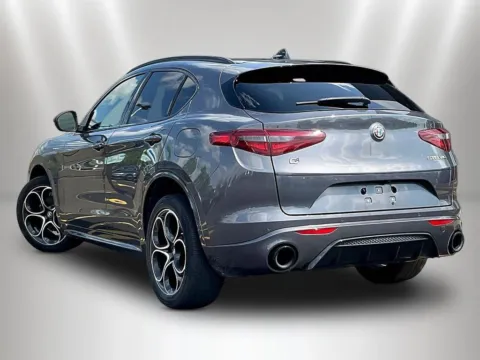 More photos of 2022 Alfa Romeo Stelvio Veloce at Maserati Alfa Romeo of Naperville, IL