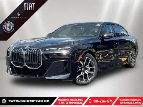 Black 2024 BMW i7 xDrive60 for sale in Naperville, IL