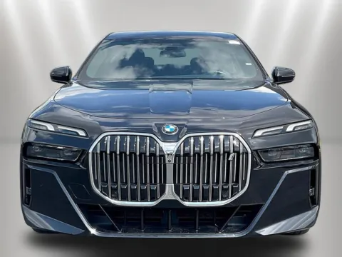 Photos of 2024 BMW i7 xDrive60 for sale in Naperville, IL at Maserati Alfa Romeo of Naperville