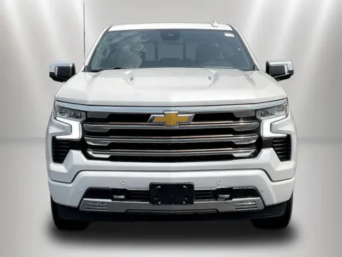 Photos of 2022 Chevrolet Silverado 1500 High Country for sale in Naperville, IL at Maserati Alfa Romeo of Naperville