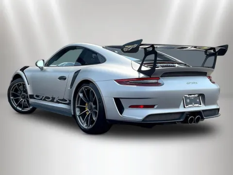 More photos of 2019 Porsche 911 GT3 RS at Maserati Alfa Romeo of Naperville, IL