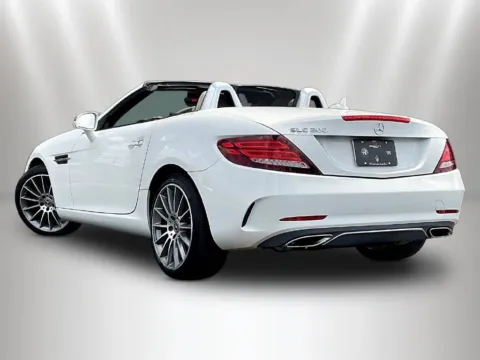 More photos of 2020 Mercedes-Benz SLC 300 at Maserati Alfa Romeo of Naperville, IL