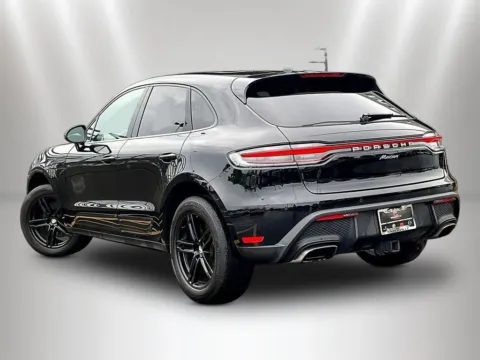 More photos of 2024 Porsche Macan at Maserati Alfa Romeo of Naperville, IL