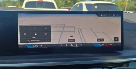 More photos of 2025 BMW X5 xDrive40i at Maserati Alfa Romeo of Naperville, IL