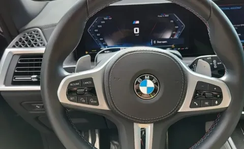 More photos of 2025 BMW X5 M60i at Maserati Alfa Romeo of Naperville, IL