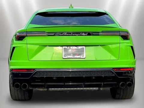 More photos of 2022 Lamborghini Urus at Maserati Alfa Romeo of Naperville, IL