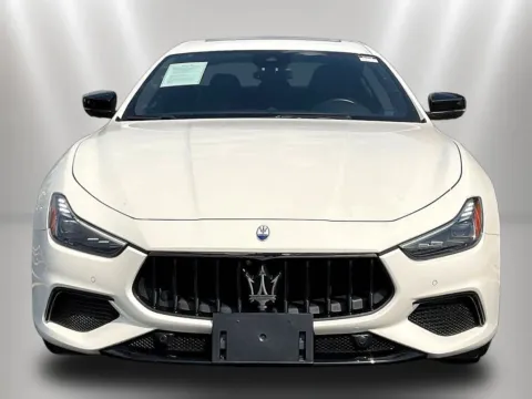 Photos of 2023 Maserati Ghibli Modena Q4 for sale in Naperville, IL at Maserati Alfa Romeo of Naperville