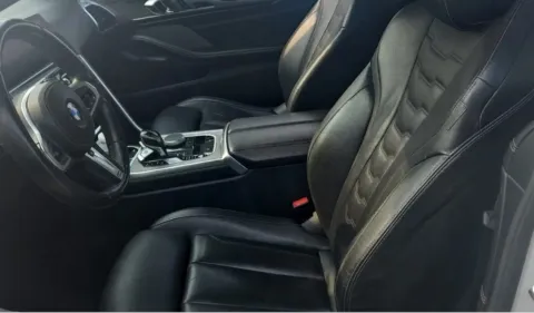 More photos of 2020 BMW 8 Series M850i xDrive at Maserati Alfa Romeo of Naperville, IL