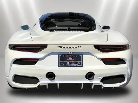 More photos of 2022 Maserati MC20 at Maserati Alfa Romeo of Naperville, IL