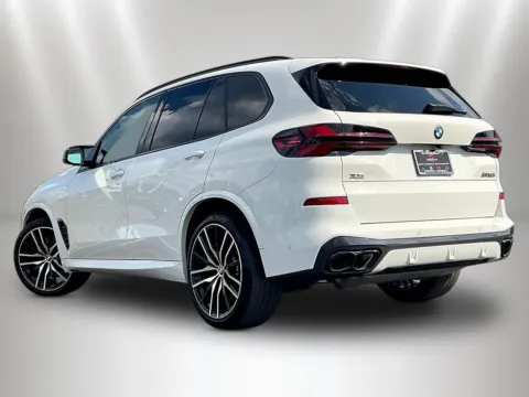 More photos of 2025 BMW X5 M60i at Maserati Alfa Romeo of Naperville, IL
