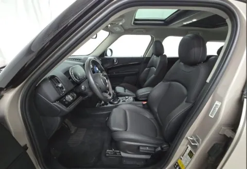 More photos of 2024 MINI Cooper S Countryman Cooper S ALL4 at Maserati Alfa Romeo of Naperville, IL