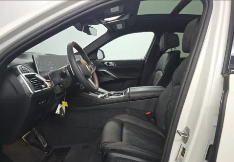More photos of 2025 BMW X6 xDrive40i at Maserati Alfa Romeo of Naperville, IL