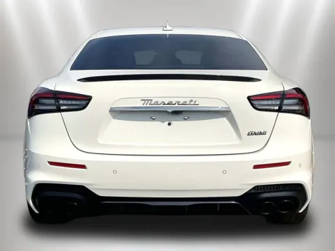 More photos of 2022 Maserati Ghibli Trofeo at Maserati Alfa Romeo of Naperville, IL