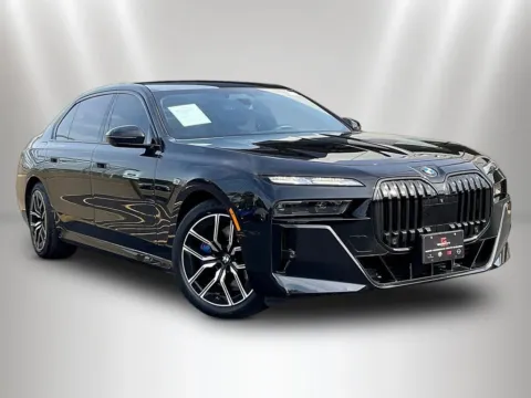Another view of 2023 BMW 7 Series 760i xDrive for sale in Naperville, IL at Maserati Alfa Romeo of Naperville