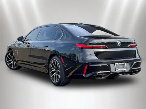 More photos of 2023 BMW 7 Series 760i xDrive at Maserati Alfa Romeo of Naperville, IL