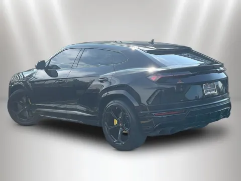 More photos of 2021 Lamborghini Urus at Maserati Alfa Romeo of Naperville, IL