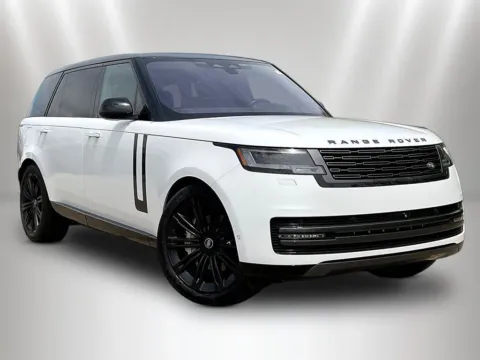 Another view of 2023 Land Rover Range Rover SE for sale in Naperville, IL at Maserati Alfa Romeo of Naperville