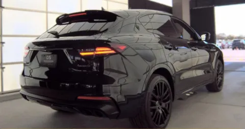 Photos of 2022 Maserati Levante Modena for sale in Naperville, IL at Maserati Alfa Romeo of Naperville