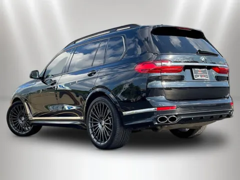 More photos of 2021 BMW X7 ALPINA XB7 at Maserati Alfa Romeo of Naperville, IL