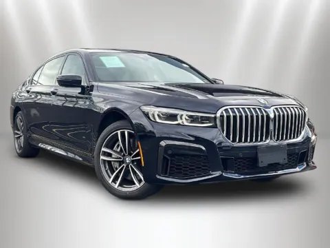 Another view of 2021 BMW 7 Series 750i xDrive for sale in Naperville, IL at Maserati Alfa Romeo of Naperville