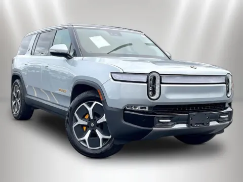 Another view of 2024 Rivian R1S Adventure Quad Motor Large Pack for sale in Naperville, IL at Maserati Alfa Romeo of Naperville