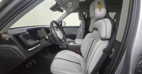 More photos of 2024 Rivian R1S Adventure at Maserati Alfa Romeo of Naperville, IL