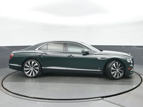 Photos of 2022 Bentley Flying Spur V8 for sale in Naperville, IL at Maserati Alfa Romeo of Naperville