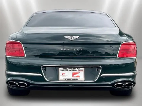 More photos of 2022 Bentley Flying Spur V8 at Maserati Alfa Romeo of Naperville, IL