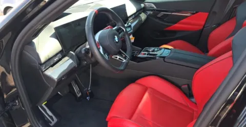 More photos of 2025 BMW M5 at Maserati Alfa Romeo of Naperville, IL