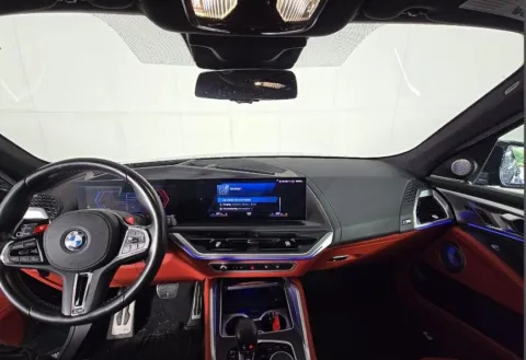 More photos of 2023 BMW XM at Maserati Alfa Romeo of Naperville, IL