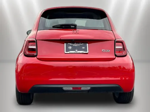 More photos of 2024 Fiat 500e Battery Electric at Maserati Alfa Romeo of Naperville, IL