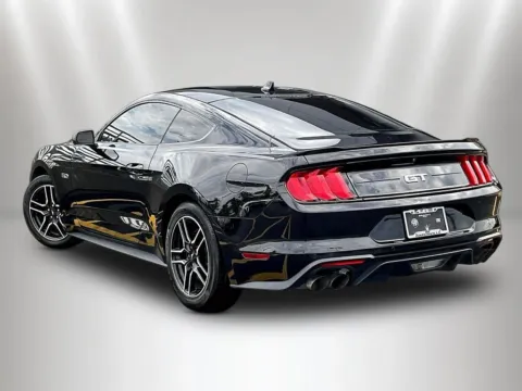 More photos of 2022 Ford Mustang GT at Maserati Alfa Romeo of Naperville, IL