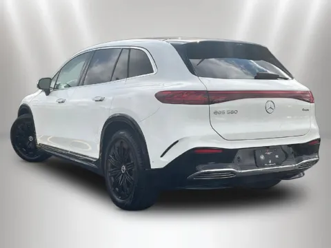 More photos of 2023 Mercedes-Benz EQS 580 at Maserati Alfa Romeo of Naperville, IL