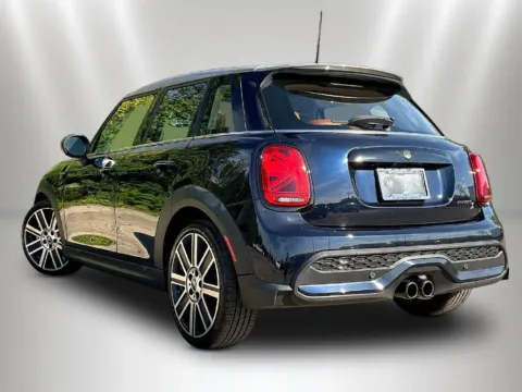 More photos of 2023 MINI Cooper S at Maserati Alfa Romeo of Naperville, IL