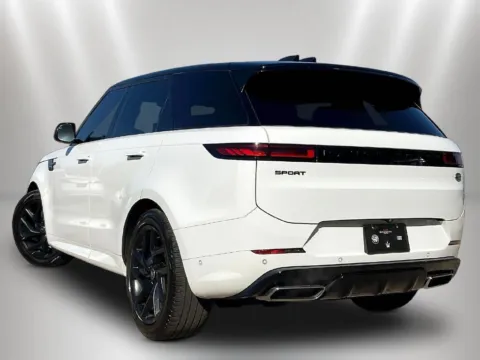 More photos of 2023 Land Rover Range Rover Sport SE Dynamic at Maserati Alfa Romeo of Naperville, IL