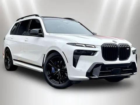 Another view of 2024 BMW X7 M60i for sale in Naperville, IL at Maserati Alfa Romeo of Naperville