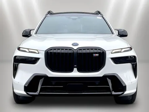 Photos of 2024 BMW X7 M60i for sale in Naperville, IL at Maserati Alfa Romeo of Naperville