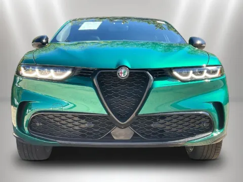 Photos of 2024 Alfa Romeo Tonale Veloce for sale in Naperville, IL at Maserati Alfa Romeo of Naperville