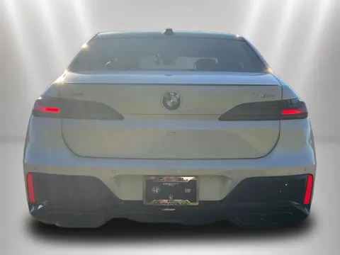 More photos of 2023 BMW 7 Series 760i xDrive at Maserati Alfa Romeo of Naperville, IL