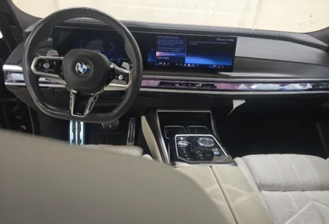 More photos of 2023 BMW 7 Series 760i xDrive at Maserati Alfa Romeo of Naperville, IL