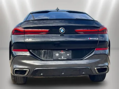 More photos of 2021 BMW X6 M50i at Maserati Alfa Romeo of Naperville, IL