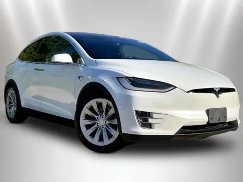 Another view of 2018 Tesla Model X for sale in Naperville, IL at Maserati Alfa Romeo of Naperville