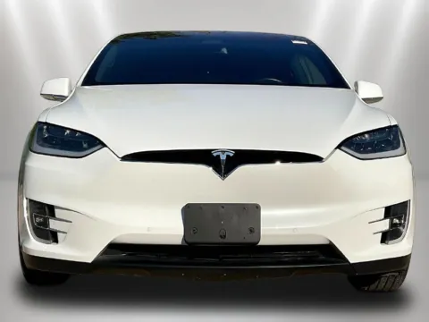 Photos of 2018 Tesla Model X for sale in Naperville, IL at Maserati Alfa Romeo of Naperville