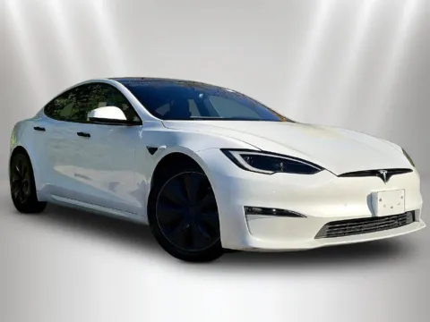 Another view of 2023 Tesla Model S for sale in Naperville, IL at Maserati Alfa Romeo of Naperville