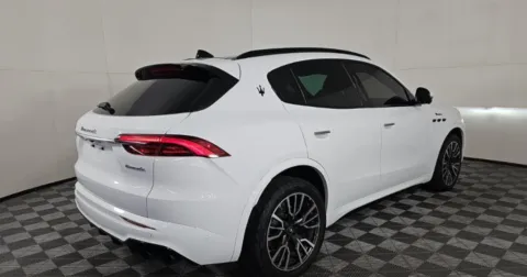 Photos of 2023 Maserati Grecale Modena for sale in Naperville, IL at Maserati Alfa Romeo of Naperville